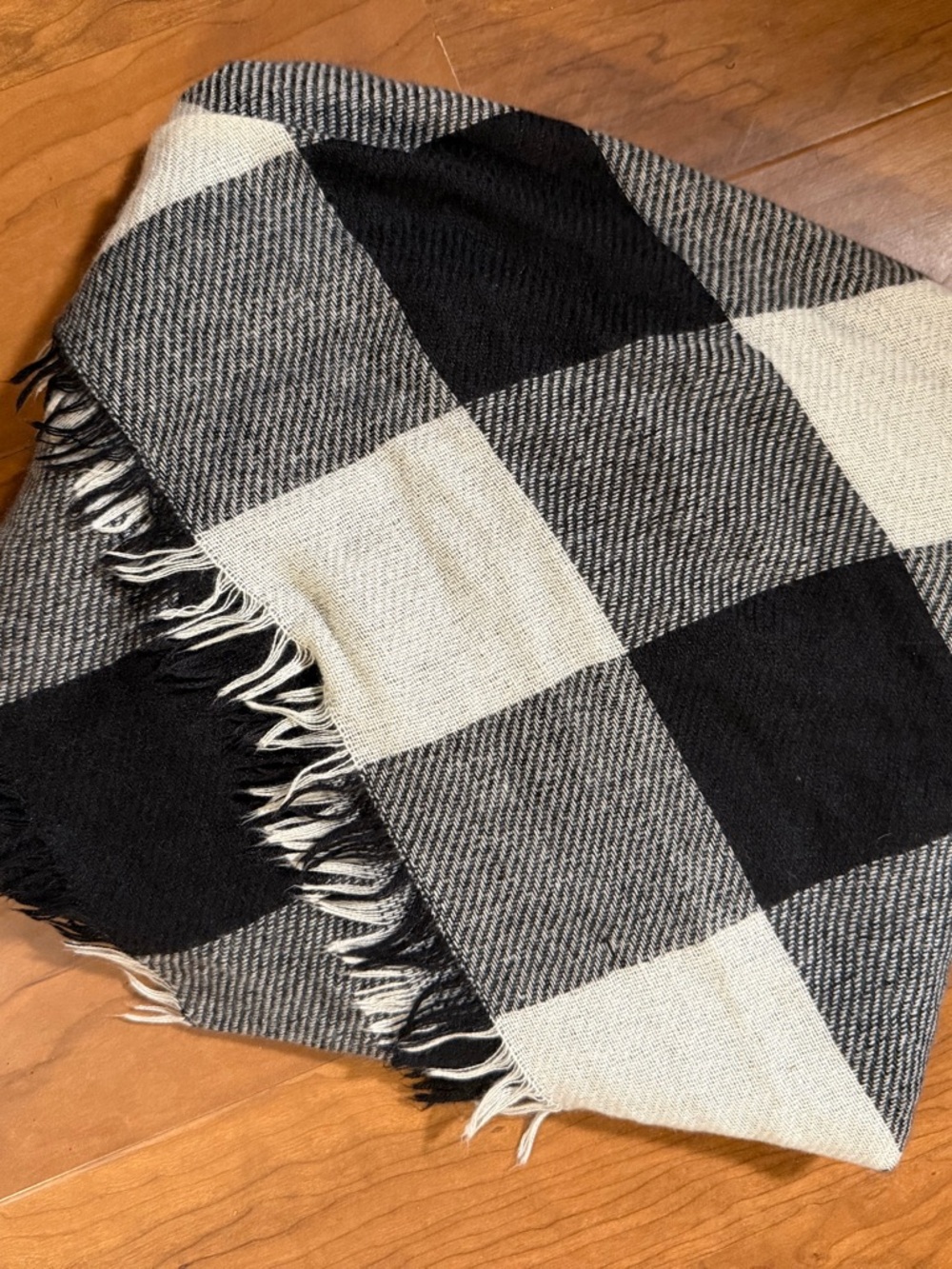 Black and Cream Buffalo Check Fringe Scarf